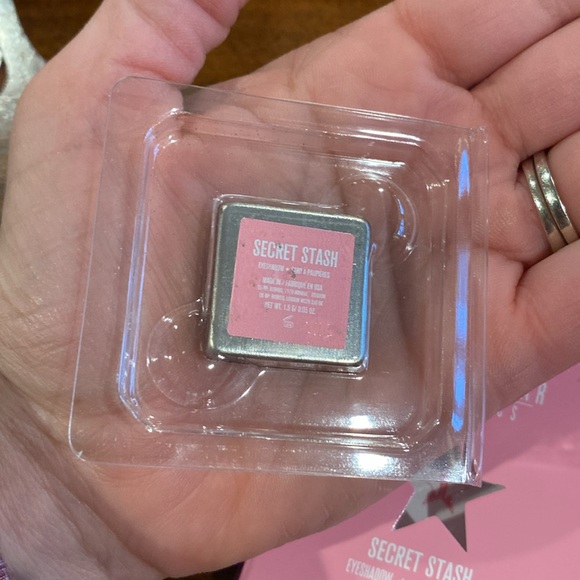 Jeffree Star eyeshadow - Picture 5 of 5